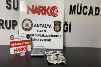 Antalya'da uyuşturucu operasyonunda 12 şüpheli yakalandı