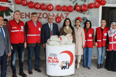 Türk Kızılay'dan Mersin'deki ihtiyaç sahibi öğrencilere kışlık yardımı