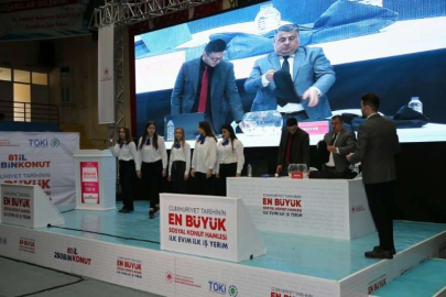 Hatay'da "İlk Evim, İlk İş Yerim" projesiyle yapılacak konutlar için kura çekildi