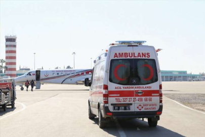 Yaralı depremzedelerin hava yoluyla Ankara'ya sevki devam ediyor