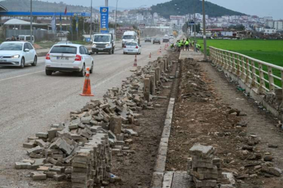 Pazarcık'ta yaşamın normale dönmesi için çalışmalar sürüyor