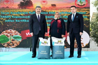 Osmaniye'de üreticilere soya tohumu dağıtıldı