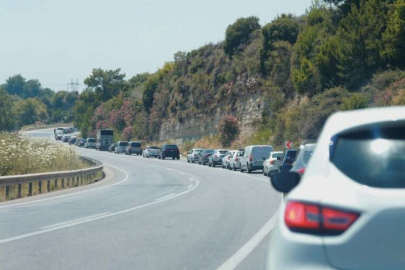 Antalya-Konya kara yolunda trafik yoğunluğu