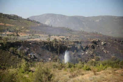 Mersin’deki orman yangınına havadan ve karadan müdahale sürüyor