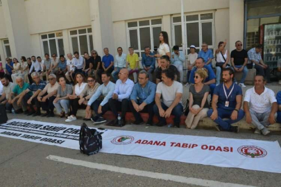 Balcalı Hastanesi için  oturma eylemi yaptılar