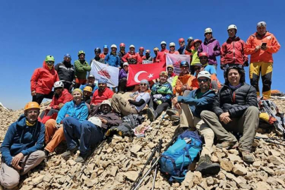 Hakkari'de Uludurok zirve tırmanışı tamamlandı