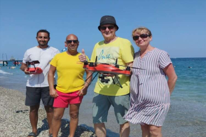 Antalya'da cankurtaran dron Alman turisti kurtardı