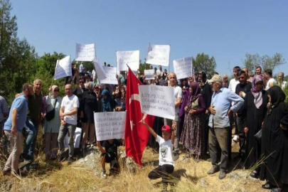 Köylerinde mermer ocağı istemeyen köylüler eylem yaptı