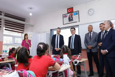 Vali Akkoyun “İlköğretim Haftası” kutlama programına katıldı