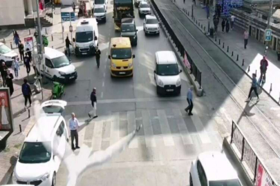 Kadıköy’de yaya ezmek üzere olan şahıs ceza yiyince olay çıkardı