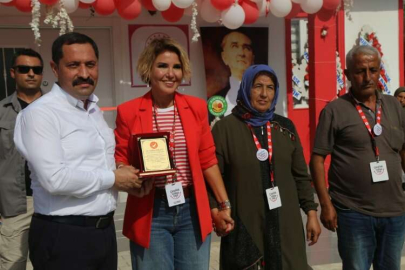 Hatay'da Çocuklar Gülsün Diye Derneği öncülüğünde yaptırılan anaokulu açıldı