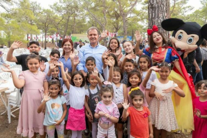 Başkan Seçer: “Ailemden önce Mersin’i, sağlığımdan önce insanların mutluluğunu düşündüm”