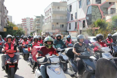 Mersin’de kuryeler ölen arkadaşları için konvoy yaptı