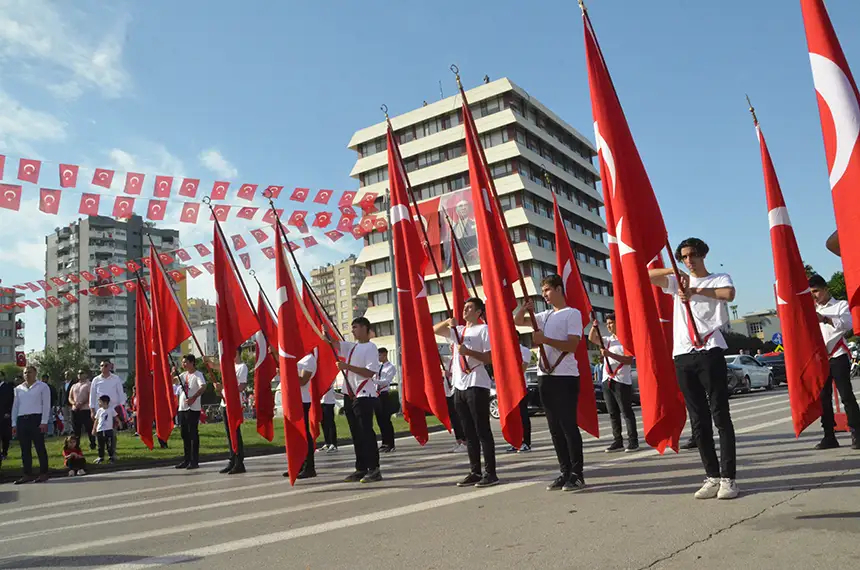 Coşkuyla kutladık 11