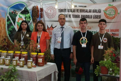 Adana'nın tek tarım lisesi de fuarda yerini aldı