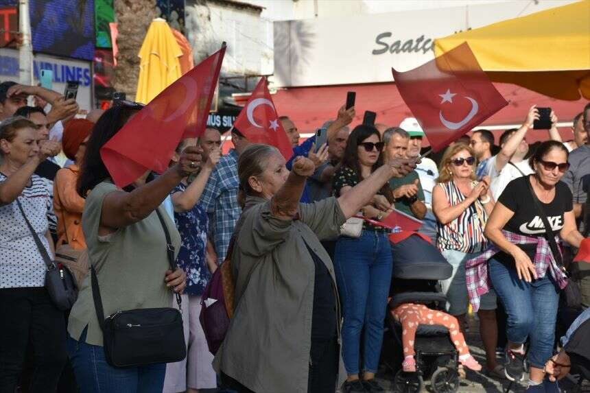 Antalya Kültür Yolu Festivali'nde askeri bando konser verdi-1