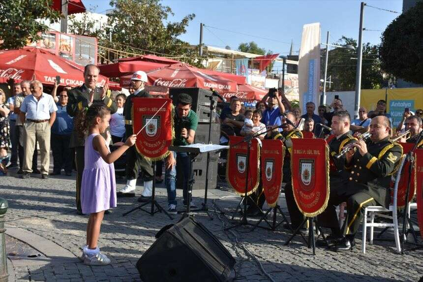 Antalya Kültür Yolu Festivali'nde askeri bando konser verdi2