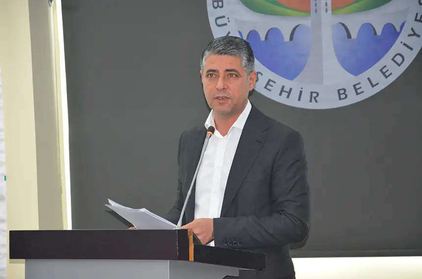 şehmuz uçar