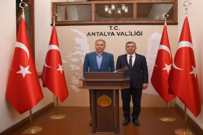 İçişleri Bakanı Yerlikaya, Antalya Valiliğini ziyaret etti