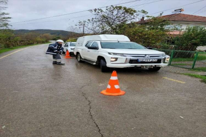 Başkent EDAŞ ekipleri, yağış ve fırtınadan etkilenen Zonguldak'ta çalışmalarını sürdürüyor