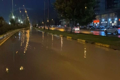 Hatay'da sağanak hayatı olumsuz etkiledi