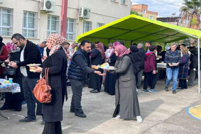 Hatay'da lise öğrencileri Filistinli çocuklar için kermes düzenledi