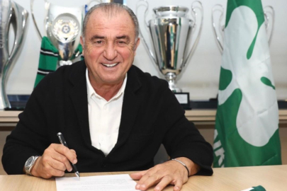 Fatih Terim, Panathinaikos'a resmi imzayı attı