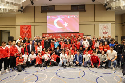 Mersin'de başarılı sporcular ödüllendirildi