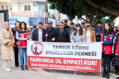 Tarsus'ta görme engelliler farkındalık yürüyüşü düzenledi