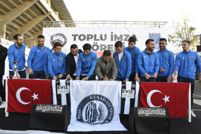 Kuşadasıspor, 8 futbolcu ile sözleşme imzaladı