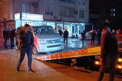 Adliye binasına girmeye çalışarak polis ekiplerine zorluk çıkaran 11 şahıs gözaltına alındı