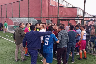 Futbolcu, amatör maçta hakeme yumruk attı