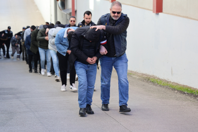 Adana'da yasa dışı bahis şebekesine büyük operasyon: 21 tutuklama