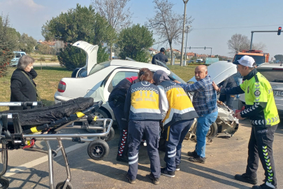 Aydın'da trafik ışıklarında kaza: 1 yaralı