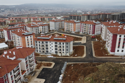 Hatay'da Deprem Konutlarının Anahtarları Sahiplerine Teslim Ediliyor