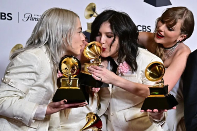 Taylor Swift, Grammy Gecesinde Tarih Yazdı