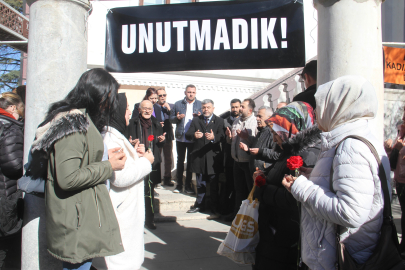 Beyşehir'de deprem şehitleri anısına lokma dağıtıldı