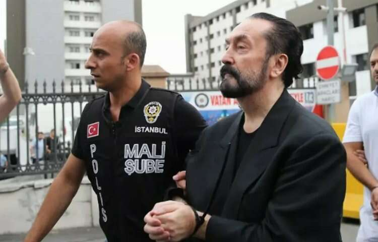 adnan oktar yeni fotoğrafı