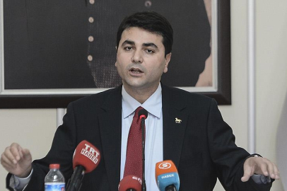 Cemal Enginyurt Aday Olmayacak: Demokrat Parti İstanbul'da İmamoğlu ve Yavaş'ı Destekliyor