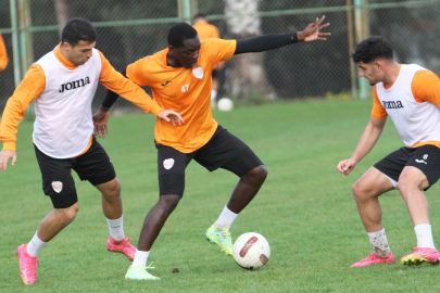 Adanaspor'un Erzurumspor maçı hazırlıkları devam ediyor