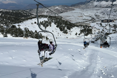 Isparta'daki Davraz Kayak Merkezi'nde sezon açıldı