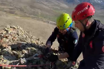 Kayseri itfaiye ekipleri, uçuruma yuvarlanan keçiyi kurtardı