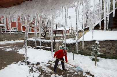 Soğuk Hava Türkiye'yi kasıp kavurdu: En çok nerede yağış ve kar olacak?