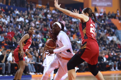 FIBA Kadınlar Avrupa Ligi, ÇBK Mersin: 86 - Casademont Zaragoza: 63