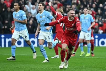 Liverpool-Manchester City maçı nefes kesti