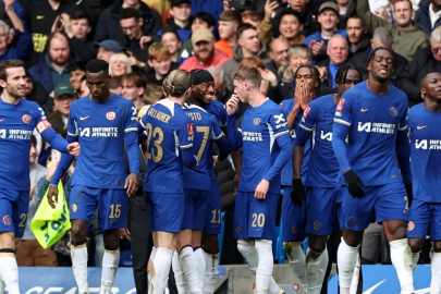 Chelsea, FA Cup'ta yarı finale yükseldi