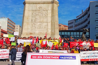 Mülakatsız 68 bin atama isteyen öğretmenler Ulus Meydanı'nda toplandı