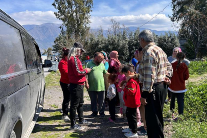 Hayırsever Cemil Kurtuldu, Hatay'daki depremzedelere yardımlarını sürdürüyor