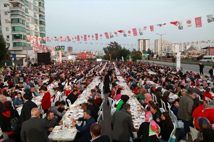 AK Parti Sözcüsü Ömer Çelik