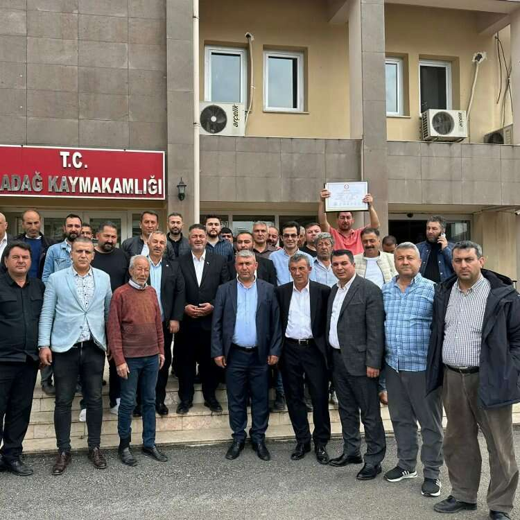 Adana’da 4 ilçenin belediye başkanı mazbatasını aldı 4